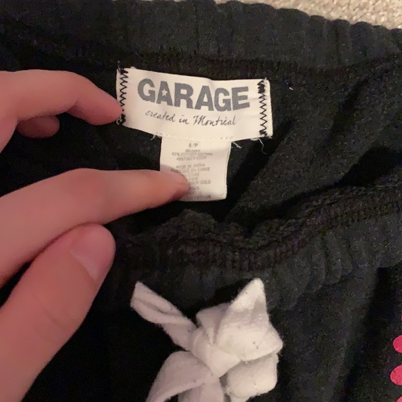 Fleece capris - Picture 2 of 3